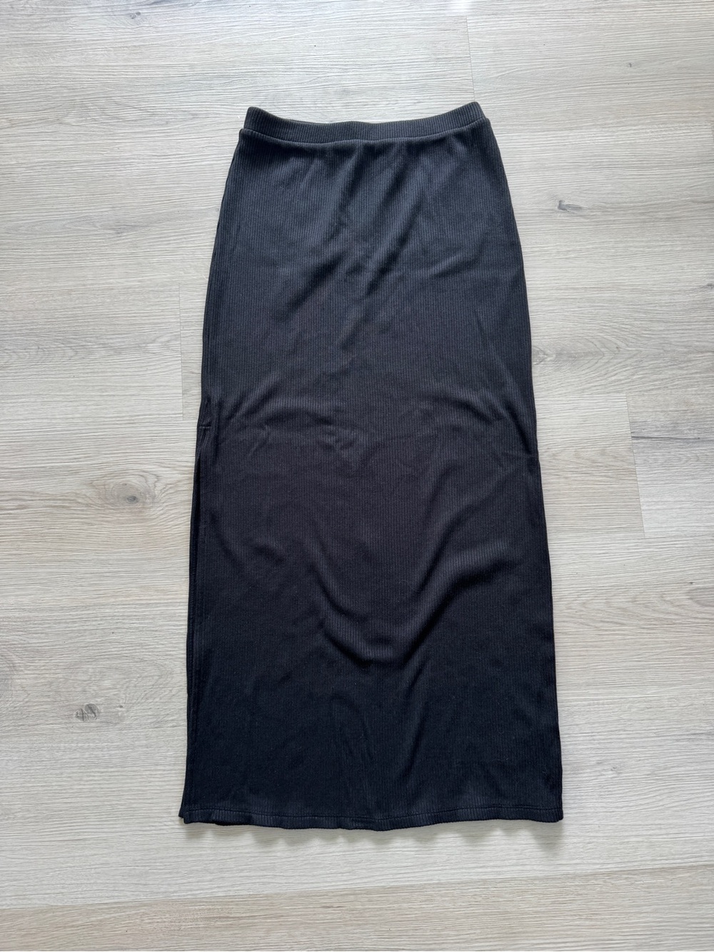 Old Navy Black Ribbed Ruched Side-Slit Maxi Skirt Women’s Small Minimalist